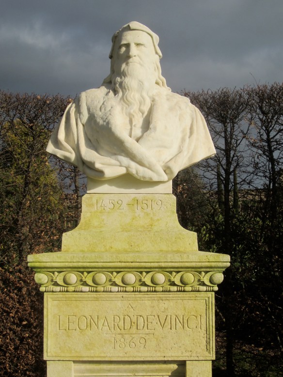 Where is Leonardo da Vinci buried?